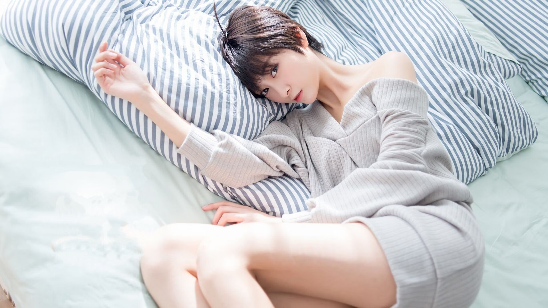 爱游戏全站app注册-传奇巨星的幕后故事：他们的荣耀背后有何秘密？，荣耀传奇女主